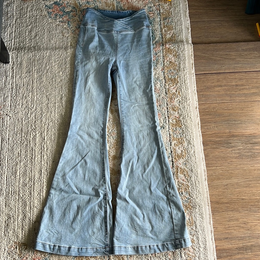 We the Free - Free People pull on Super flare Jeans